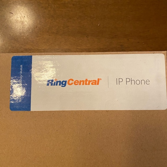 Business IP Phone Polycom VVX 250 brand new in box. 4 available - Picture 4 of 7